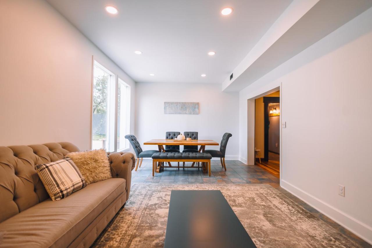 Villa Downtown Escape Great For Large Families & Groups à Sugarcreek Extérieur photo