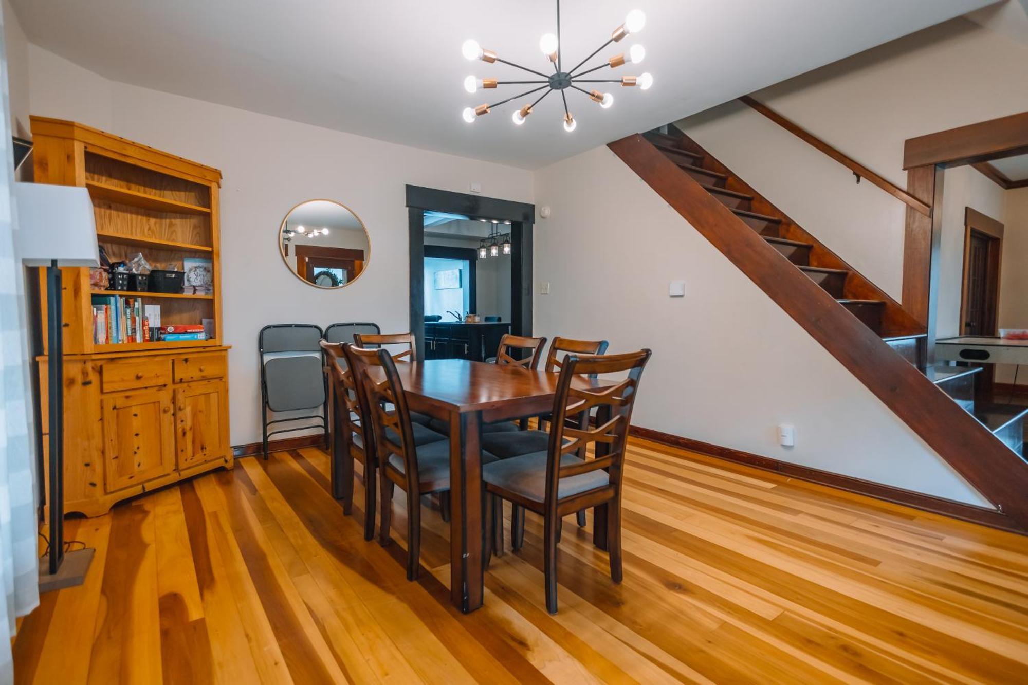 Villa Downtown Escape Great For Large Families & Groups à Sugarcreek Extérieur photo